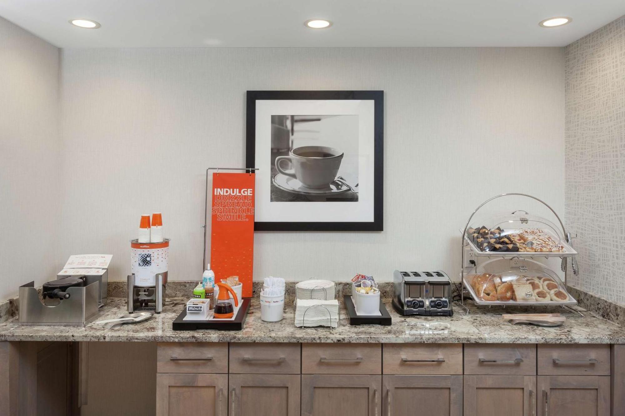 Hampton Inn & Suites Rocky Hill - Hartford South Bagian luar foto